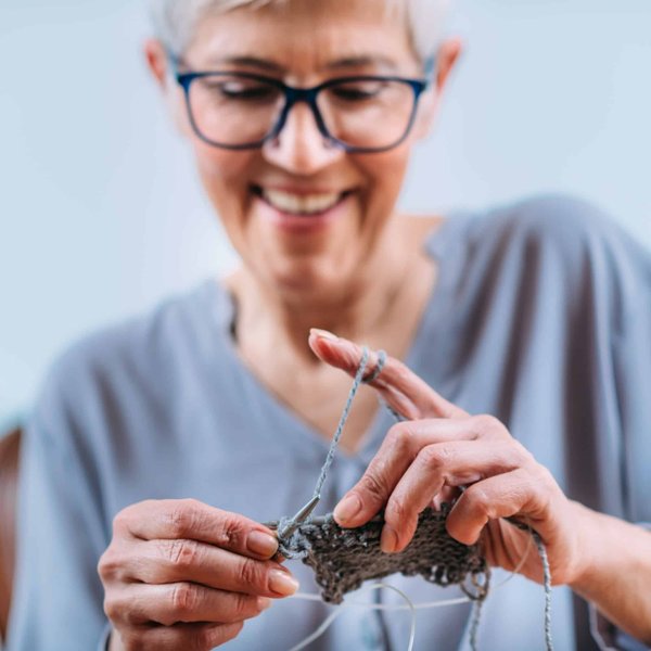 Quelles activités cognitives peuvent ralentir la progression de la démence ?